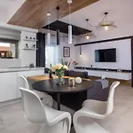 Rhodes Diamond Luxury Flat In The Heart Of Town Rhodes City