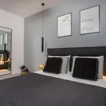 Rhodes Diamond Luxury Flat In The Heart Of Town Apartment