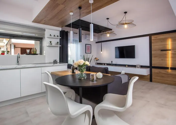 Rhodes Diamond Luxury Flat In The Heart Of Town Rhodes City