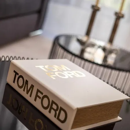 Rhodes Diamond Luxury Flat In The Heart Of Town *