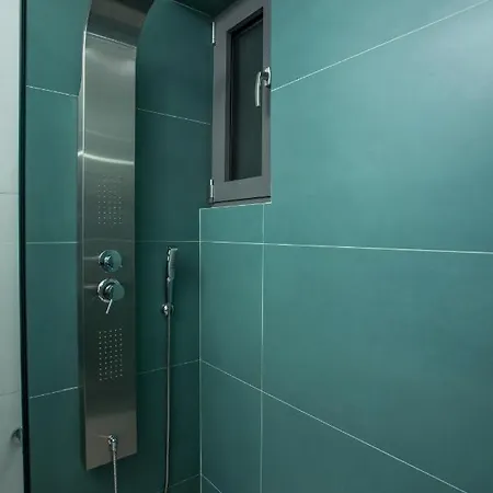 דירה Rhodes Diamond Luxury Flat In The Heart Of Town עיר רודוס