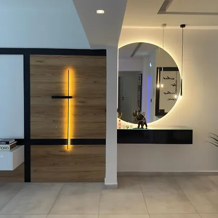 Rhodes Diamond Luxury Flat In The Heart Of Town דירה *