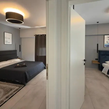 דירה Rhodes Diamond Luxury Flat In The Heart Of Town